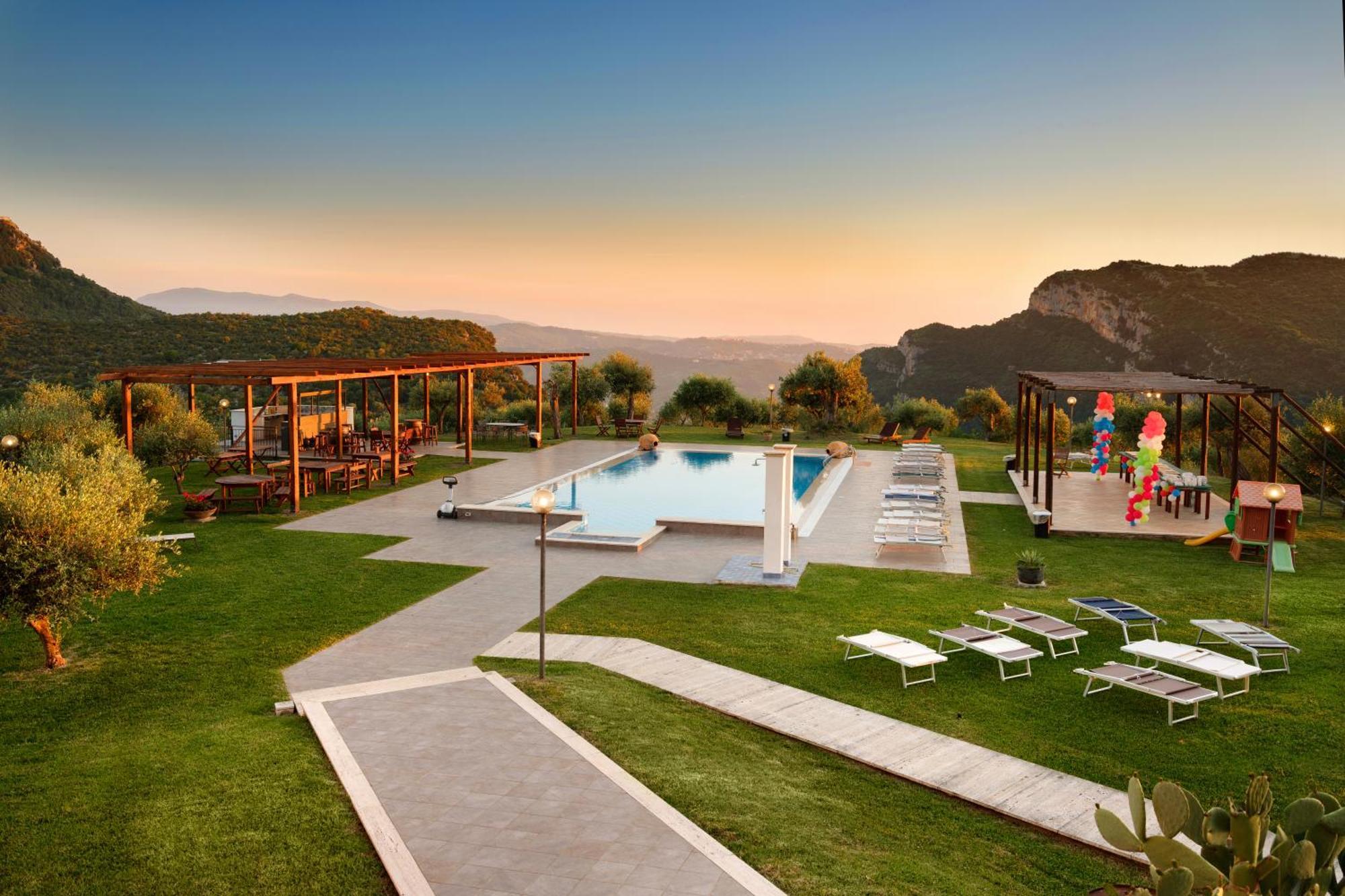Trentinara L' Aia Resort المظهر الخارجي الصورة