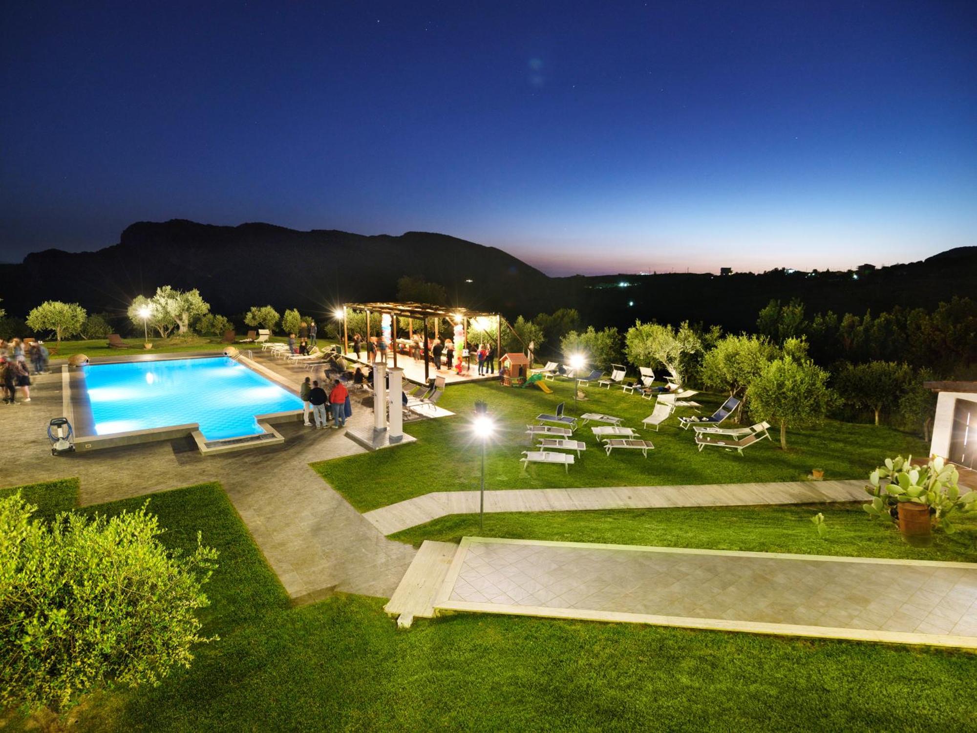 Trentinara L' Aia Resort المظهر الخارجي الصورة